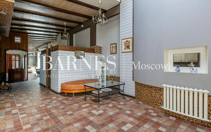 2-этажный коттедж 1 200 м² с отделкой