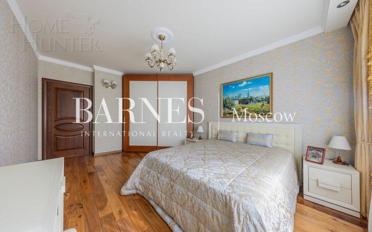 2-этажный коттедж 1 200 м² с отделкой