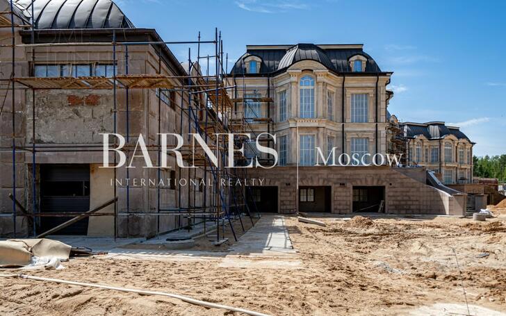 2-этажный коттедж 5 183 м² без отделки