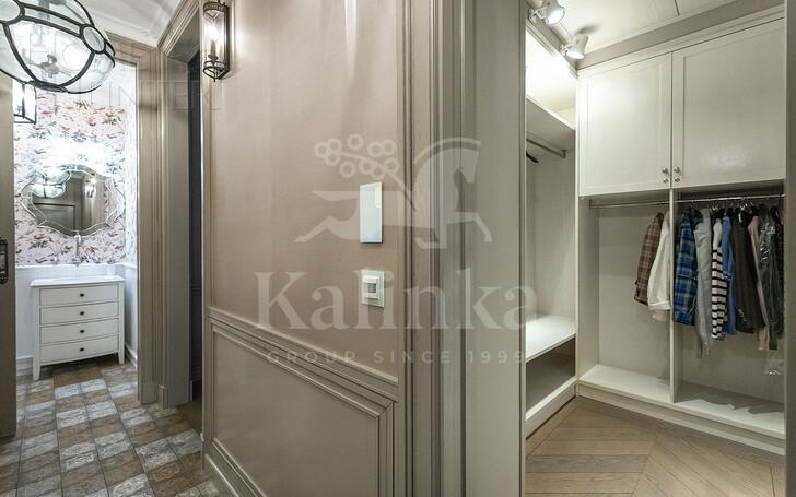4-КОМН. КВАРТИРА С ОТДЕЛКОЙ 200 М² НА 7 ЭТАЖЕ