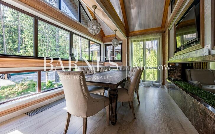 2-этажный коттедж 473.3 м² с отделкой