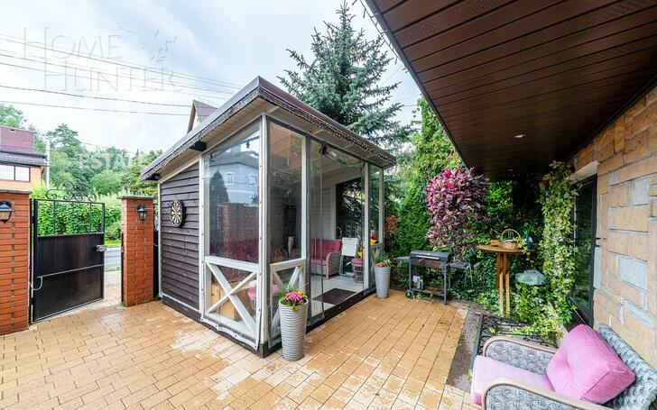 4-этажный таунхаус 220 м² с отделкой