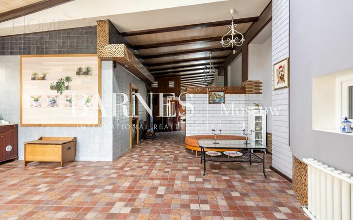 2-этажный коттедж 1 200 м² с отделкой