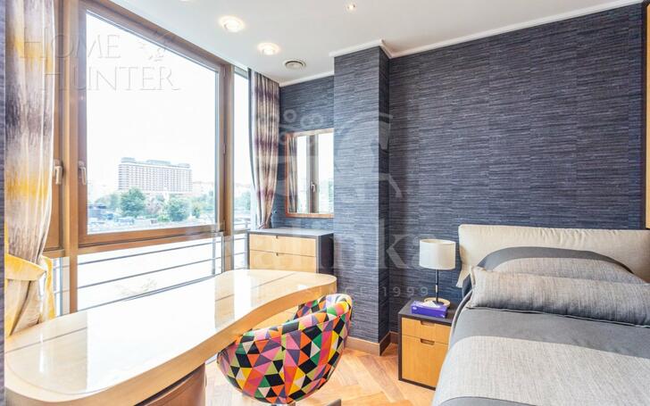 4-КОМН. КВАРТИРА С ОТДЕЛКОЙ 244 М² НА 4 ЭТАЖЕ