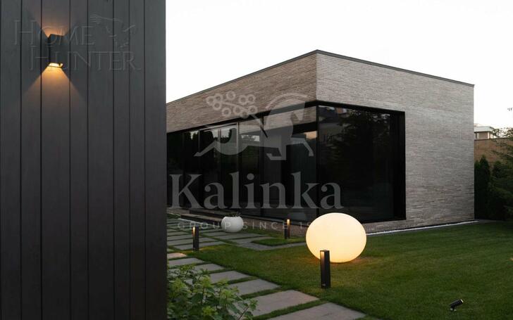 2-этажный коттедж 1 250 м² с отделкой