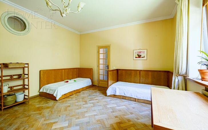 5-КОМН. КВАРТИРА С ОТДЕЛКОЙ 220.3 М² НА 2 ЭТАЖЕ