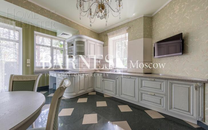 2-этажный коттедж 1 200 м² с отделкой