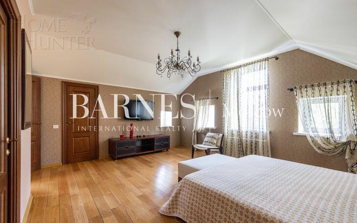 2-этажный коттедж 1 200 м² с отделкой