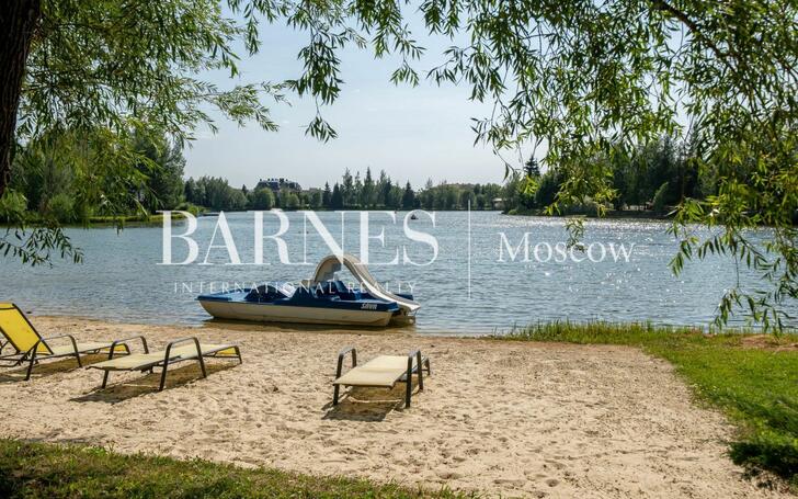 2-этажный коттедж 371 м² с отделкой