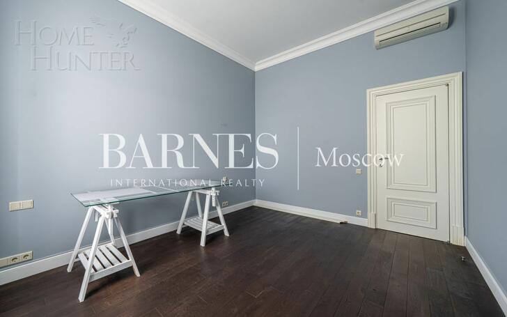 2-этажный коттедж 371 м² с отделкой
