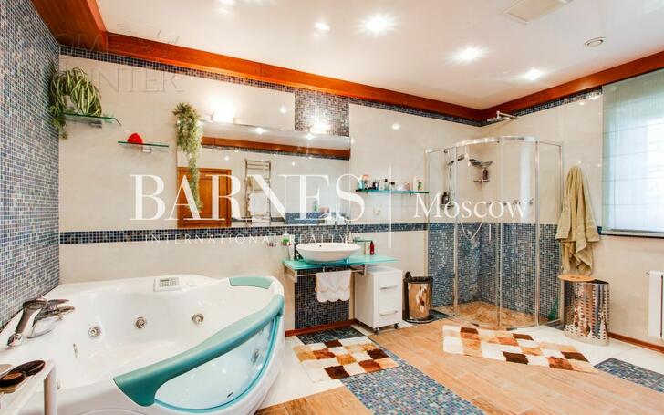 2-этажный коттедж 1 229 м² с отделкой