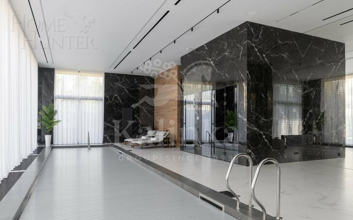 2-этажный коттедж 1 250 м² с отделкой