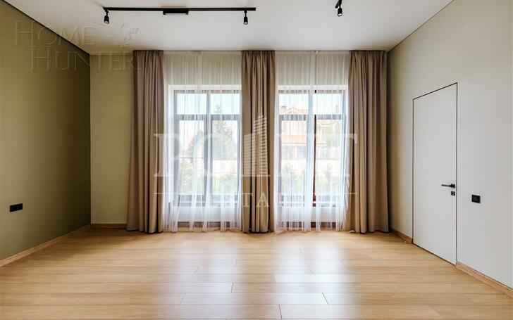 2-этажный коттедж 1 327 м² с отделкой