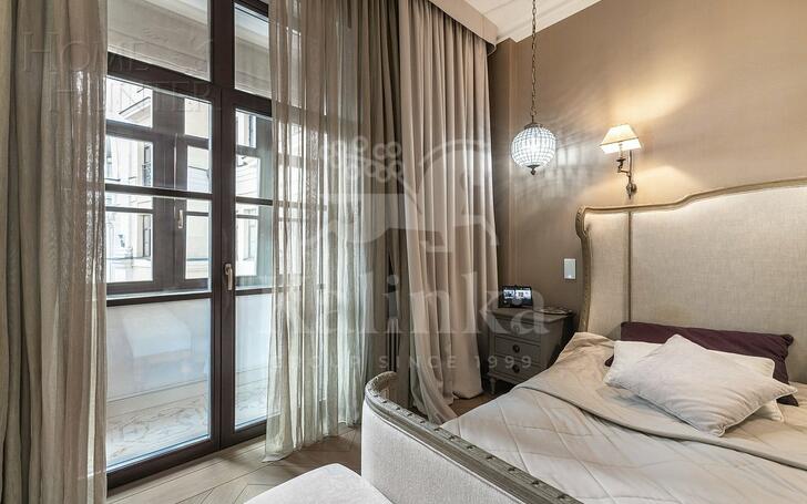 4-КОМН. КВАРТИРА С ОТДЕЛКОЙ 200 М² НА 7 ЭТАЖЕ