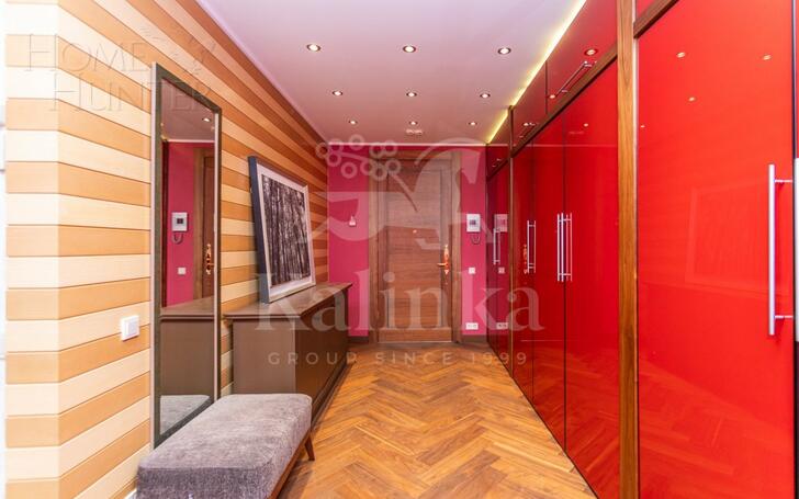 4-КОМН. КВАРТИРА С ОТДЕЛКОЙ 244 М² НА 4 ЭТАЖЕ
