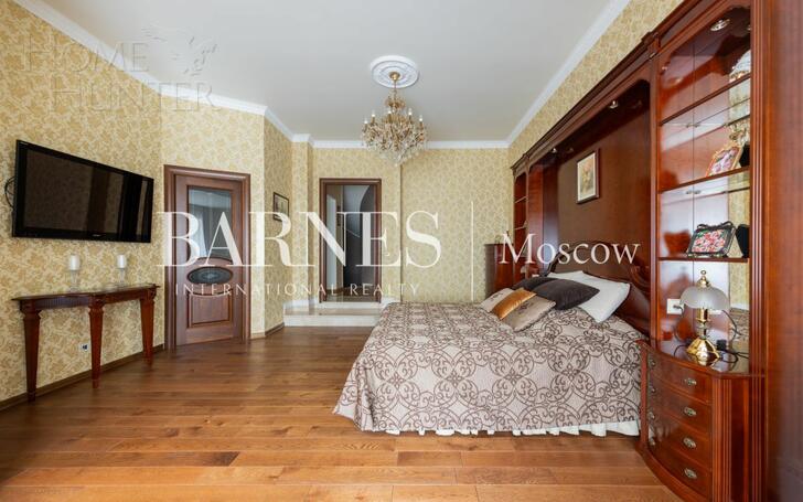 2-этажный коттедж 1 200 м² с отделкой
