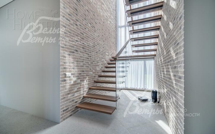 2-этажный коттедж 404.6 м² с отделкой