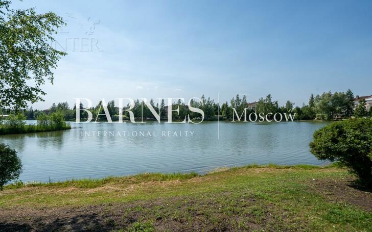 2-этажный коттедж 371 м² с отделкой
