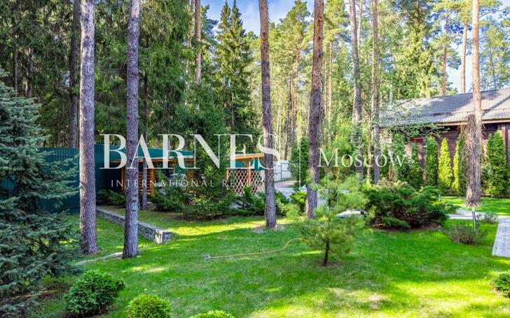2-этажный коттедж 473.3 м² с отделкой