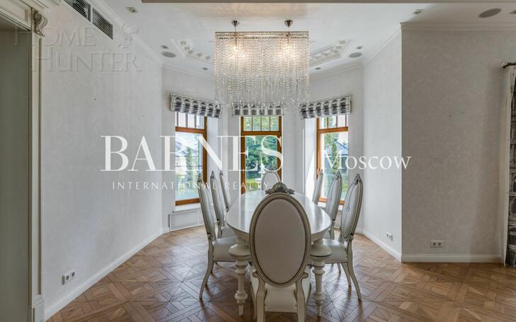 2-этажный коттедж 700 м² с отделкой