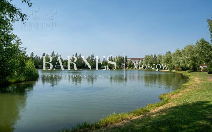 2-этажный коттедж 371 м² с отделкой