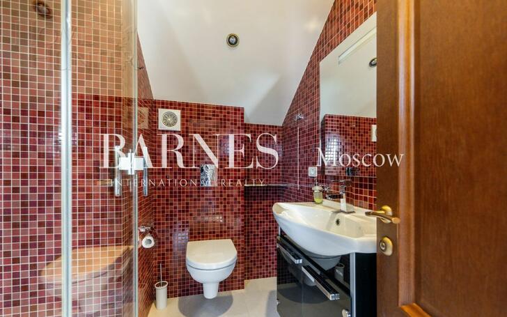 2-этажный коттедж 1 200 м² с отделкой