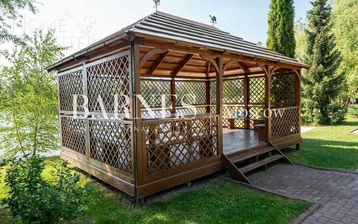 2-этажный коттедж 371 м² с отделкой
