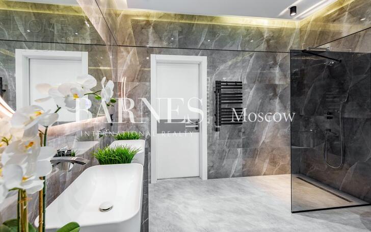 2-этажный коттедж 430 м² с отделкой