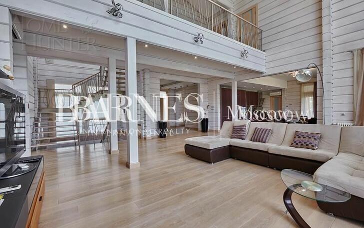 3-этажный коттедж 650 м² с отделкой