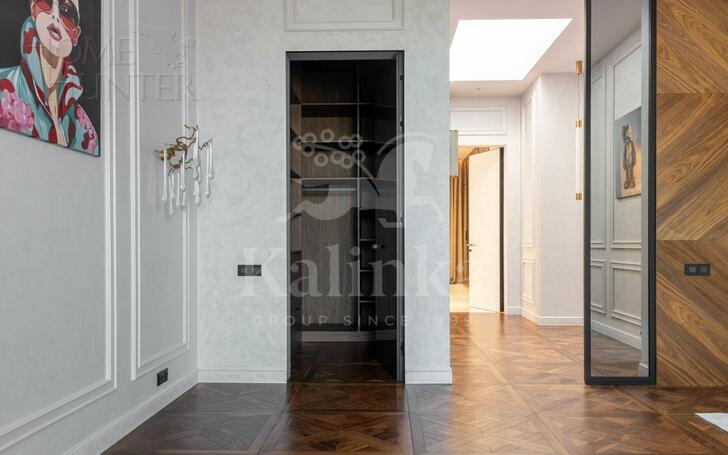 2-этажный коттедж 1 250 м² с отделкой