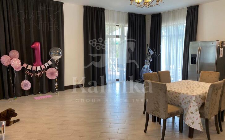 2-этажный коттедж 300 м² с отделкой