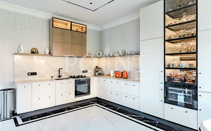 2-этажный коттедж 270 м² с отделкой