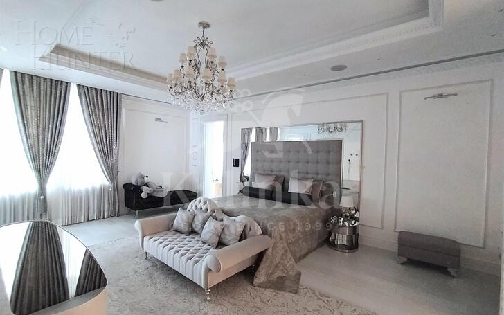 3-этажный коттедж 1 831 м² с отделкой
