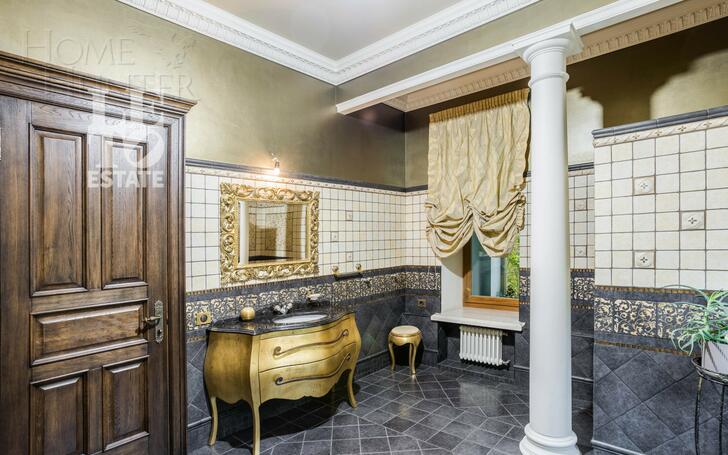 2-этажный коттедж 800 м² с отделкой