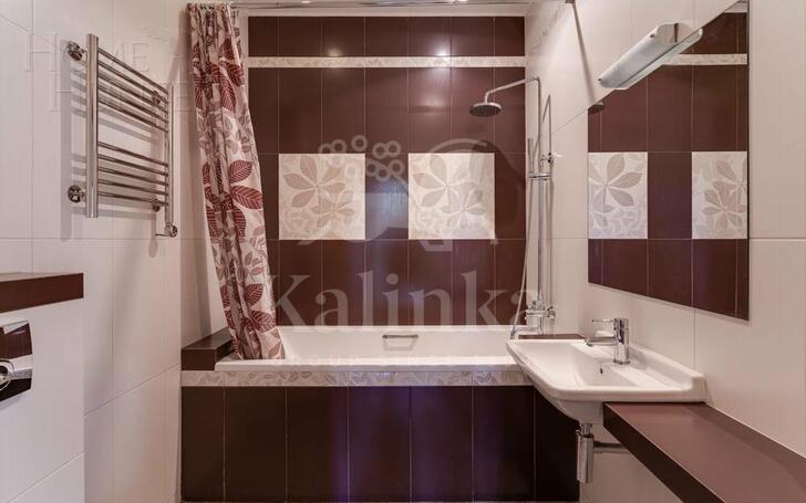 3-этажный таунхаус 320 м² с отделкой