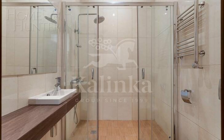 3-этажный таунхаус 320 м² с отделкой