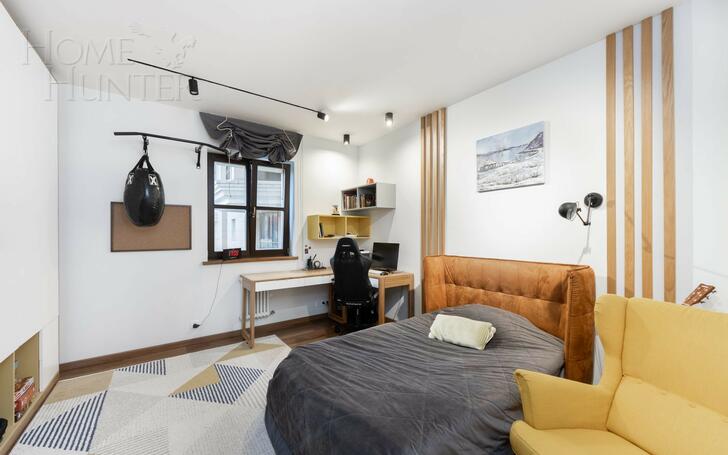 4-КОМН. КВАРТИРА С ОТДЕЛКОЙ 130 М² НА 3 ЭТАЖЕ