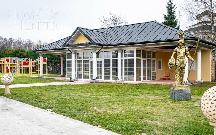 3-этажный коттедж 3 340 м² с отделкой