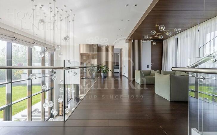 2-этажный коттедж 550 м² с отделкой