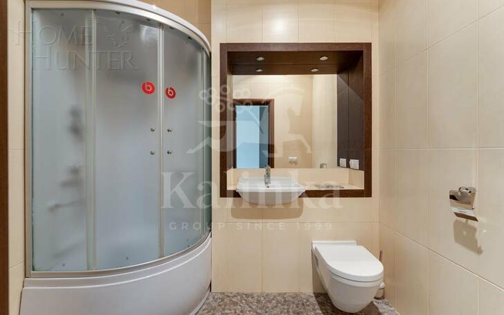 3-этажный таунхаус 320 м² с отделкой