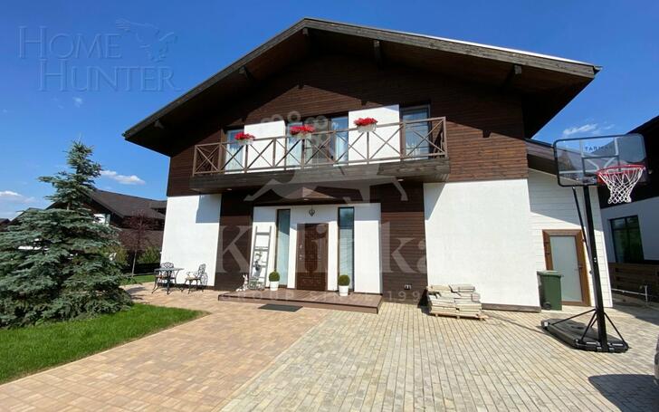 2-этажный коттедж 300 м² с отделкой