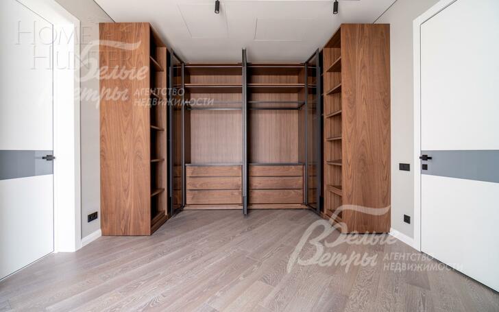 2-этажный коттедж 416 м² с отделкой