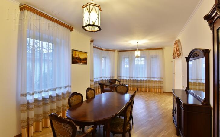 2-этажный коттедж 450 м² с отделкой