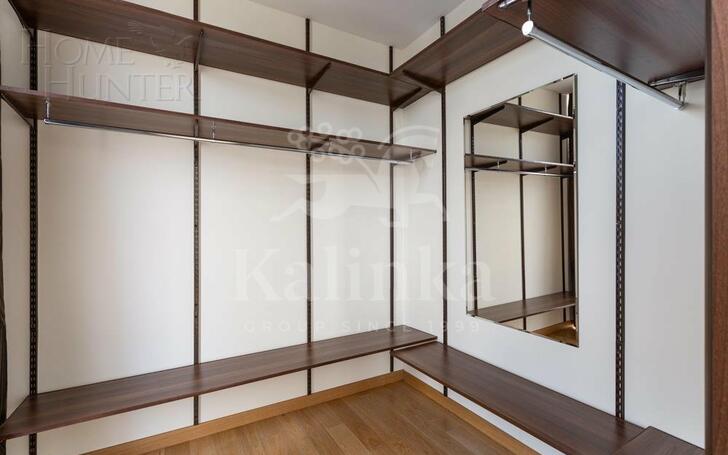 3-этажный таунхаус 320 м² с отделкой