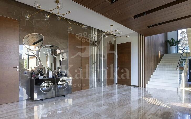 2-этажный коттедж 550 м² с отделкой