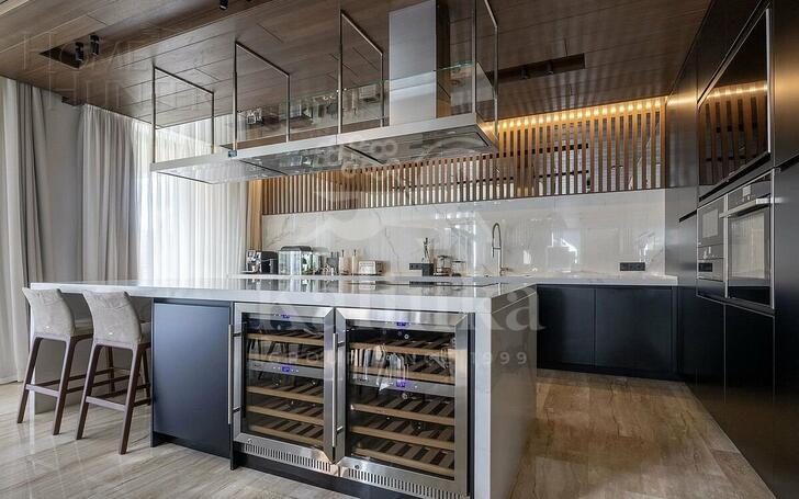 2-этажный коттедж 550 м² с отделкой