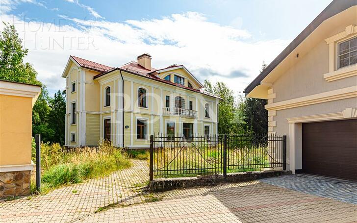 22-этажный коттедж 651 м² без отделки