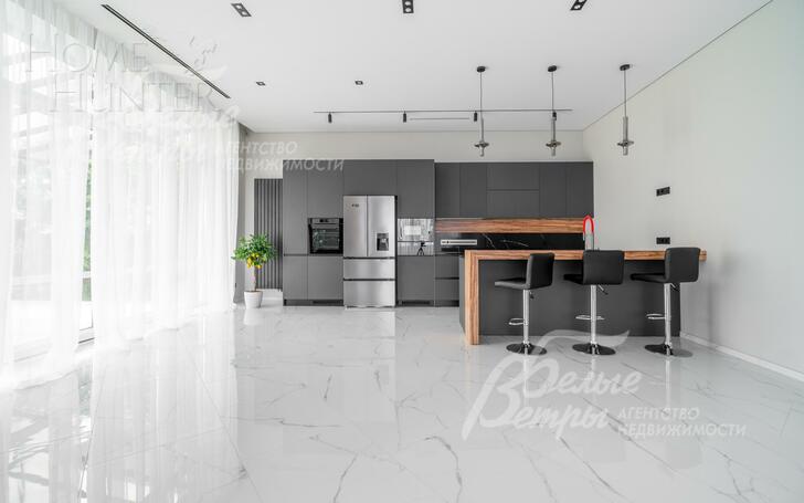 2-этажный коттедж 416 м² с отделкой