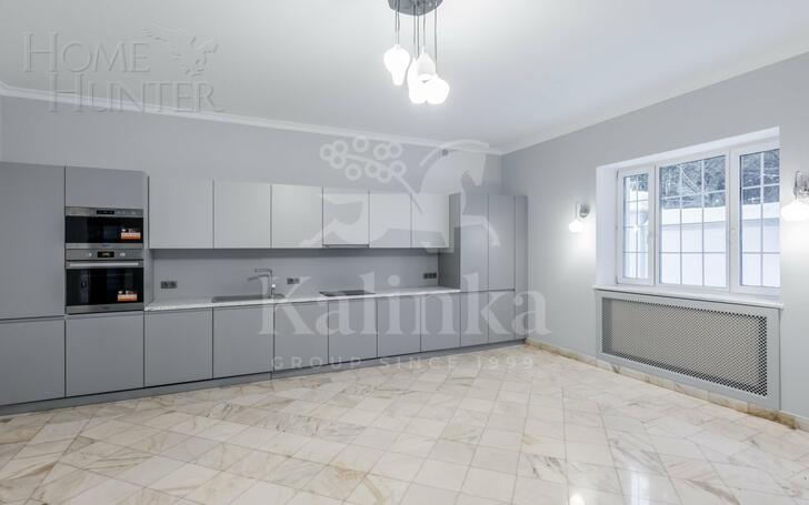 2-этажный коттедж 738 м² с отделкой