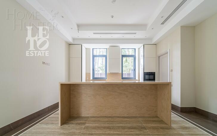 3-этажный коттедж 380 м² с отделкой